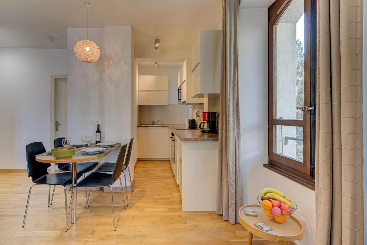 Apartment La Roseraie - Alpes Travel - Central Chamonix Luaran gambar